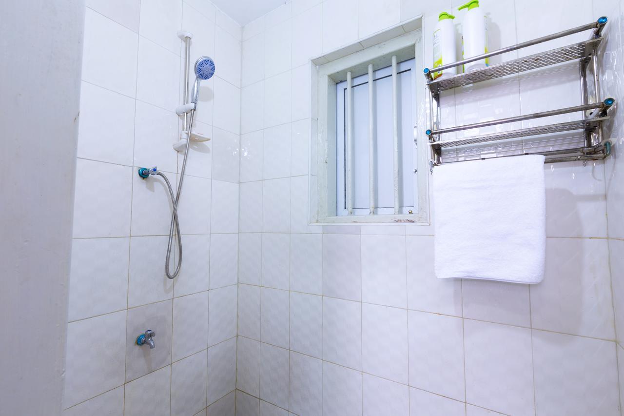 Little Monkey Hostel Yangon Exterior foto